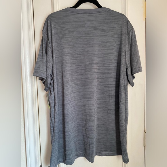 Tek Gear Gray Dry Tek Short Sleeve Tee | Size XXL NWT - Picture 5 of 5